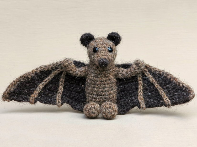 crochet animal, animals, haakpatroon vleermuis, halloween.